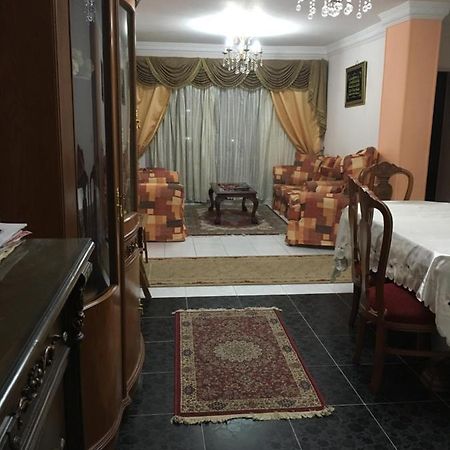 Two-Bedroom Apartment At Al Rehab El El Cairo Exterior foto