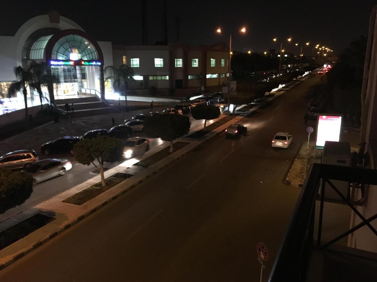 Two-Bedroom Apartment At Al Rehab El El Cairo Exterior foto